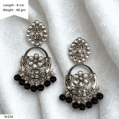 Black Color Drop Beads Floral Design Kundan Studded Silver Oxidised Earrings