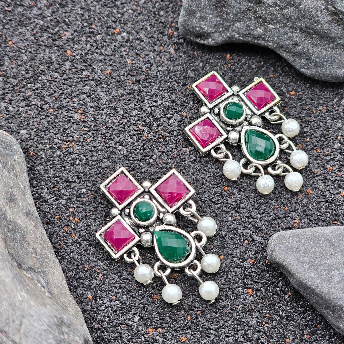 Vibrant Silver-Tone Kundan-Inspired Pearl Drop-Studded Earrings