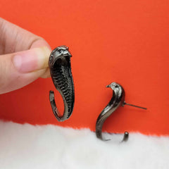 Trendy Black Metal Snake Earrings