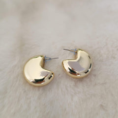Cashew Shape Golden Beautiful Korean Hoops Fashion Earrings