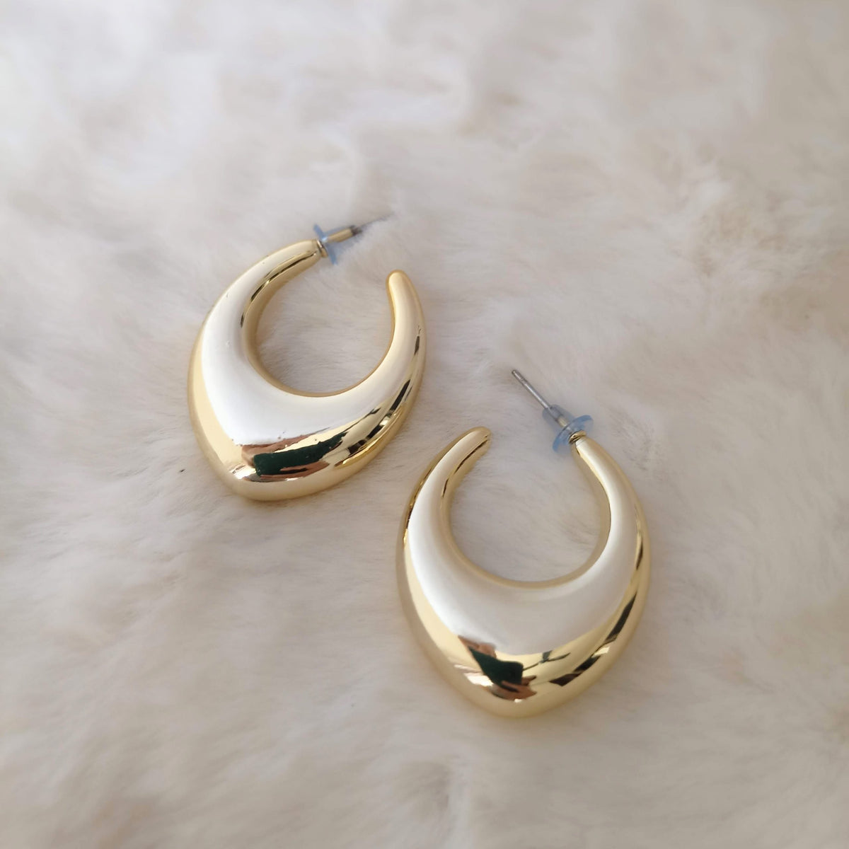 Beautiful Party Wear Hoops Golden Korean Fashion Earrings