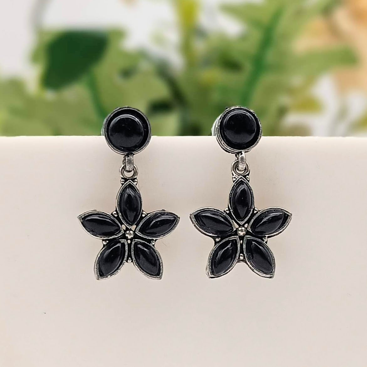 Black Color Cute Flower Stone Studded Silver Classic Oxidised Earrings